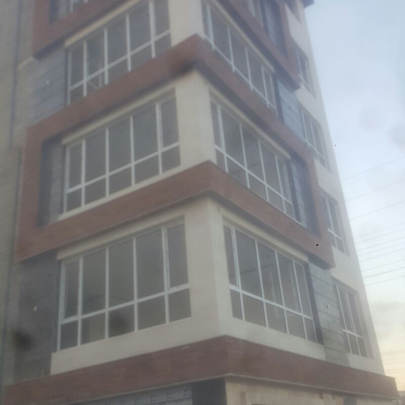 نصب، تعویض و تعمیر پنجره دوجداره با قیمت مناسب