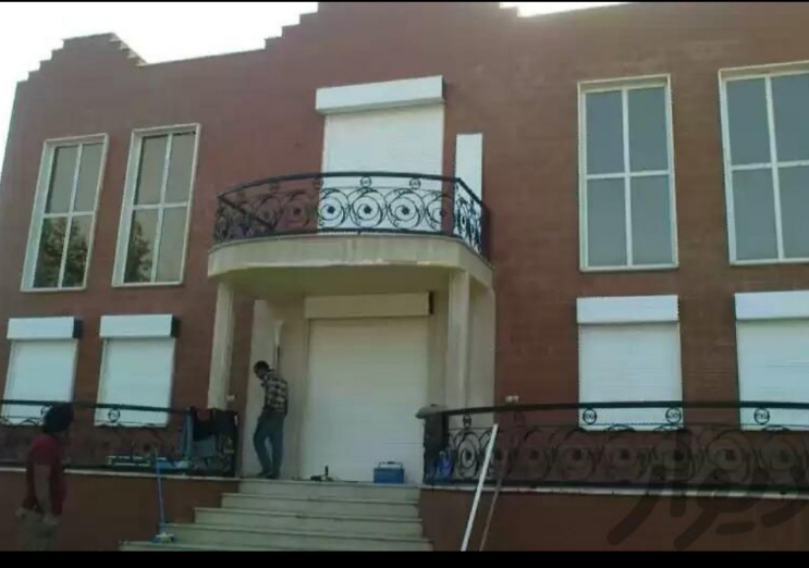 نصب و تعمیر کرکره برقی و جک پارکینگ در کرج با بازدید رایگان